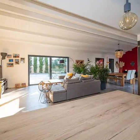 Ideale Pour Deux Familles Qui Cohabitent Villa *