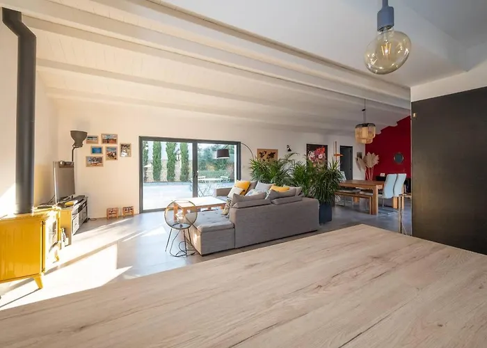 Idéale Pour Deux Familles Qui Cohabitent Villa *